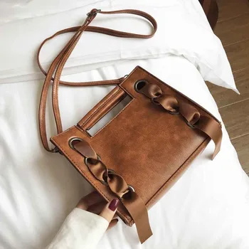 Women Messenger Bag Simple Fashion Square Bag Large Capacity Shoulder Bags Womens Purses And Handbags Bolsas De Mujer Female Bag
Women Messenger Bag Simple Fashion Square Bag Large Capacity Shoulder Bags Womens Purses And Handbags Bolsas De Mujer Female Bag