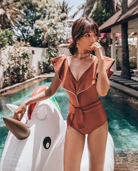 2020 One Piece Swimsuit New V-neck Ruffle Women Push Up Swimwear Bodysuit Bathing Suits Beach Wear Swimming Suit Swimsuit Fused
2020 One Piece Swimsuit New V-neck Ruffle Women Push Up Swimwear Bodysuit Bathing Suits Beach Wear Swimming Suit Swimsuit Fused