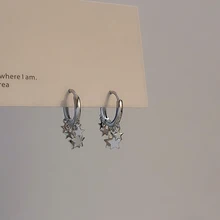 Koreaanse Ster Hanger Kleine Hoepel Oorbellen Voor Vrouwen Leuke Zilveren Kleur Kwastje Geometrische Verklaring Oor Ringen Fashion Sieraden 2020(China)
