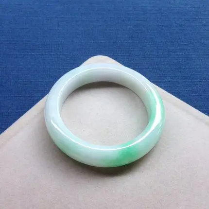 zheru jewelry natural Burmese jadeite 54-64mm light purple bracelet elegant princess jewelry for mother and girlfriend
zheru jewelry natural Burmese jadeite 54-64mm light purple bracelet elegant princess jewelry for mother and girlfriend