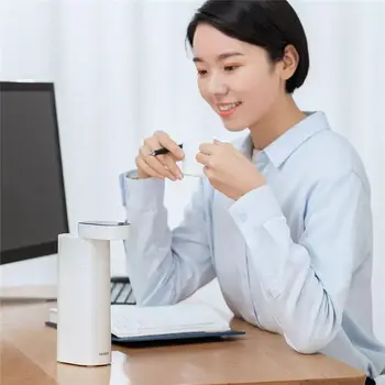1600W Three-second Fast Heating Portable Instant Heating Water Dispenser Touch Operation Automatic Waterer Boiling Water Machine
1600W Three-second Fast Heating Portable Instant Heating Water Dispenser Touch Operation Automatic Waterer Boiling Water Machine