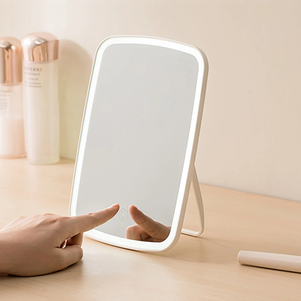 Makeup Mirror Desktop With LED Light Simple Original Portable Make Up Folding Light Mirror Dormitory Desktop Android USB Micro
Makeup Mirror Desktop With LED Light Simple Original Portable Make Up Folding Light Mirror Dormitory Desktop Android USB Micro
