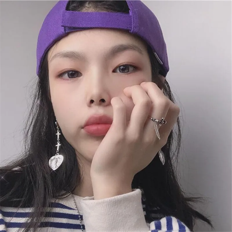 Personality Hip Hop Harajuku Religious christian Cross Love Jesus Pendant Drop Dangle Earring For Women Ear Piercing Jewelry
Personality Hip Hop Harajuku Religious christian Cross Love Jesus Pendant Drop Dangle Earring For Women Ear Piercing Jewelry