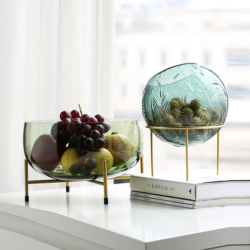 Creative Flower Vase Fruit Basket Home Decor Transparent Glass Vase Gold Iron Frame Landscape Glass Ball Plant Vase Figurines
Creative Flower Vase Fruit Basket Home Decor Transparent Glass Vase Gold Iron Frame Landscape Glass Ball Plant Vase Figurines