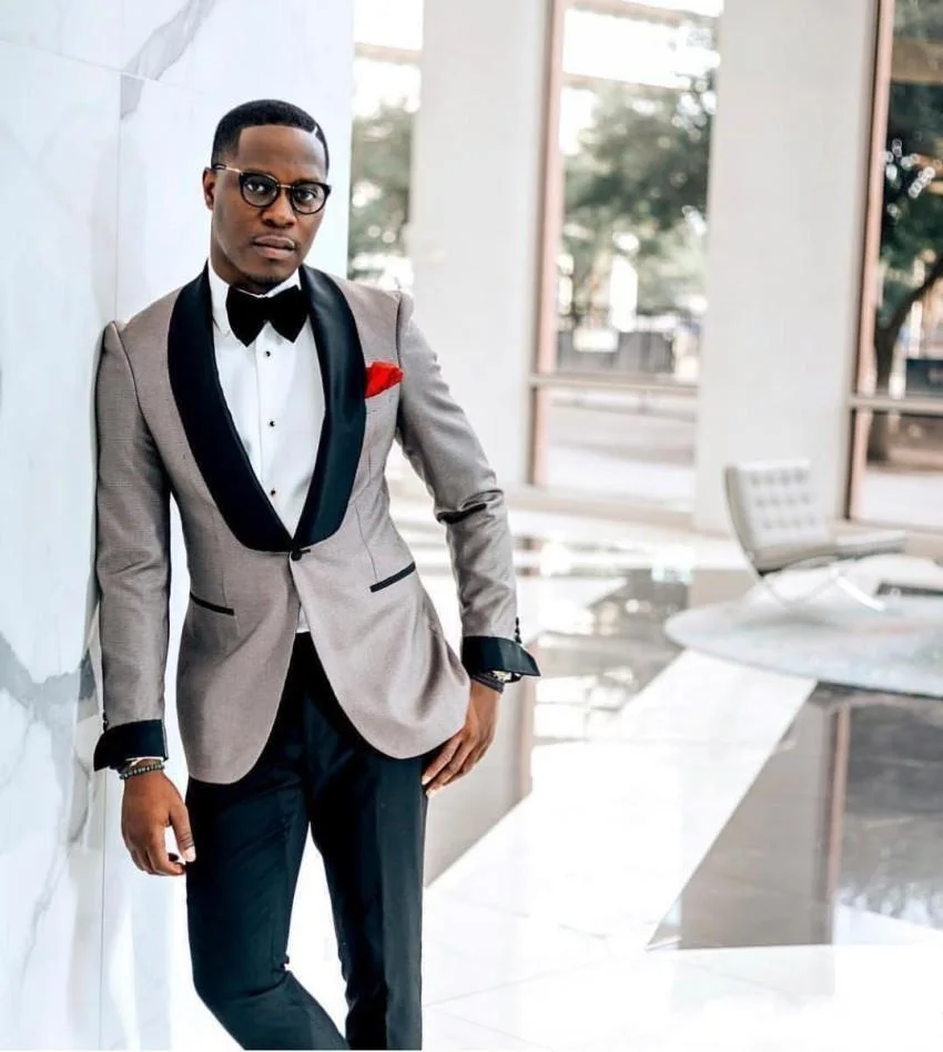 Latest Wedding Tuxedos Men's Blazer Suits Formal Custom Made Black Shawl Lapel One Button Mens Wedding Suits (Blazer+Pants)
Latest Wedding Tuxedos Men's Blazer Suits Formal Custom Made Black Shawl Lapel One Button Mens Wedding Suits (Blazer+Pants)