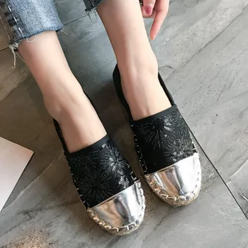 2020 Fisherman women's shoe bling women's summer new straw color matching casual flat large size comfort female sneakers
2020 Fisherman women's shoe bling women's summer new straw color matching casual flat large size comfort female sneakers