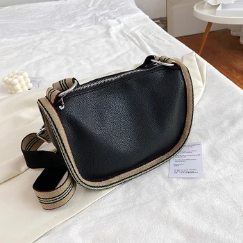 Soft PU Leather Shoulder Bag Small Crossbody Bags for Women 2020 Designer Winter Fashion New High Quality Ladies Messenger Bag
Soft PU Leather Shoulder Bag Small Crossbody Bags for Women 2020 Designer Winter Fashion New High Quality Ladies Messenger Bag