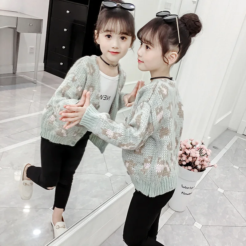 Girls Cardigan Sweater Coat 2020 Spring New Style Children Big Boy Western Style Sweater Tops Outer Wear Fashion
Girls Cardigan Sweater Coat 2020 Spring New Style Children Big Boy Western Style Sweater Tops Outer Wear Fashion
