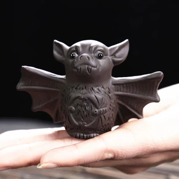 Chinese Zisha Tea Pet Bat Tea Pet Handmade Purple Clay Tea Pet for Kungfu Gift 
Chinese Zisha Tea Pet Bat Tea Pet Handmade Purple Clay Tea Pet for Kungfu Gift