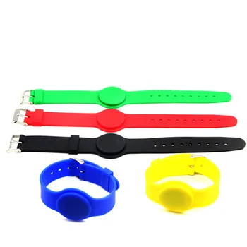 100pcs 13.56Mhz UID Changeable 1K S50 NFC Bracelet RFID Wristband Chinese Magic Card Back Door SS50 Card Silicone Waterproof
100pcs 13.56Mhz UID Changeable 1K S50 NFC Bracelet RFID Wristband Chinese Magic Card Back Door SS50 Card Silicone Waterproof