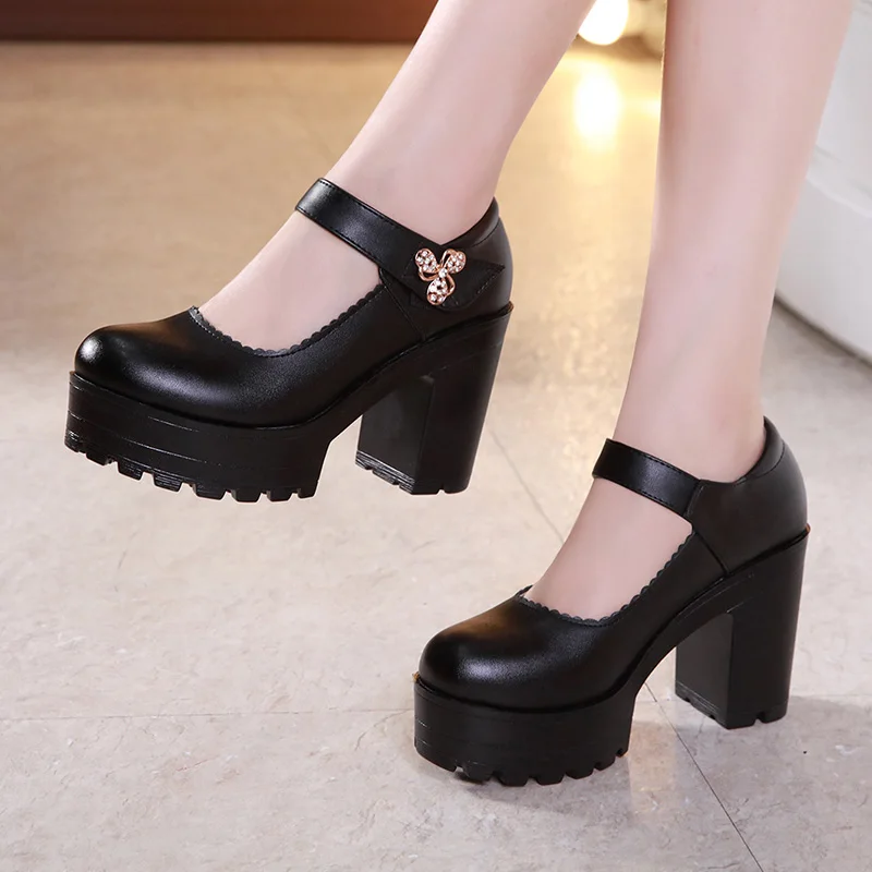 Autumn new round toe catwalk shoes waterproof platform platform large size women's shoes super high heel shallow mouth shoes
Autumn new round toe catwalk shoes waterproof platform platform large size women's shoes super high heel shallow mouth shoes