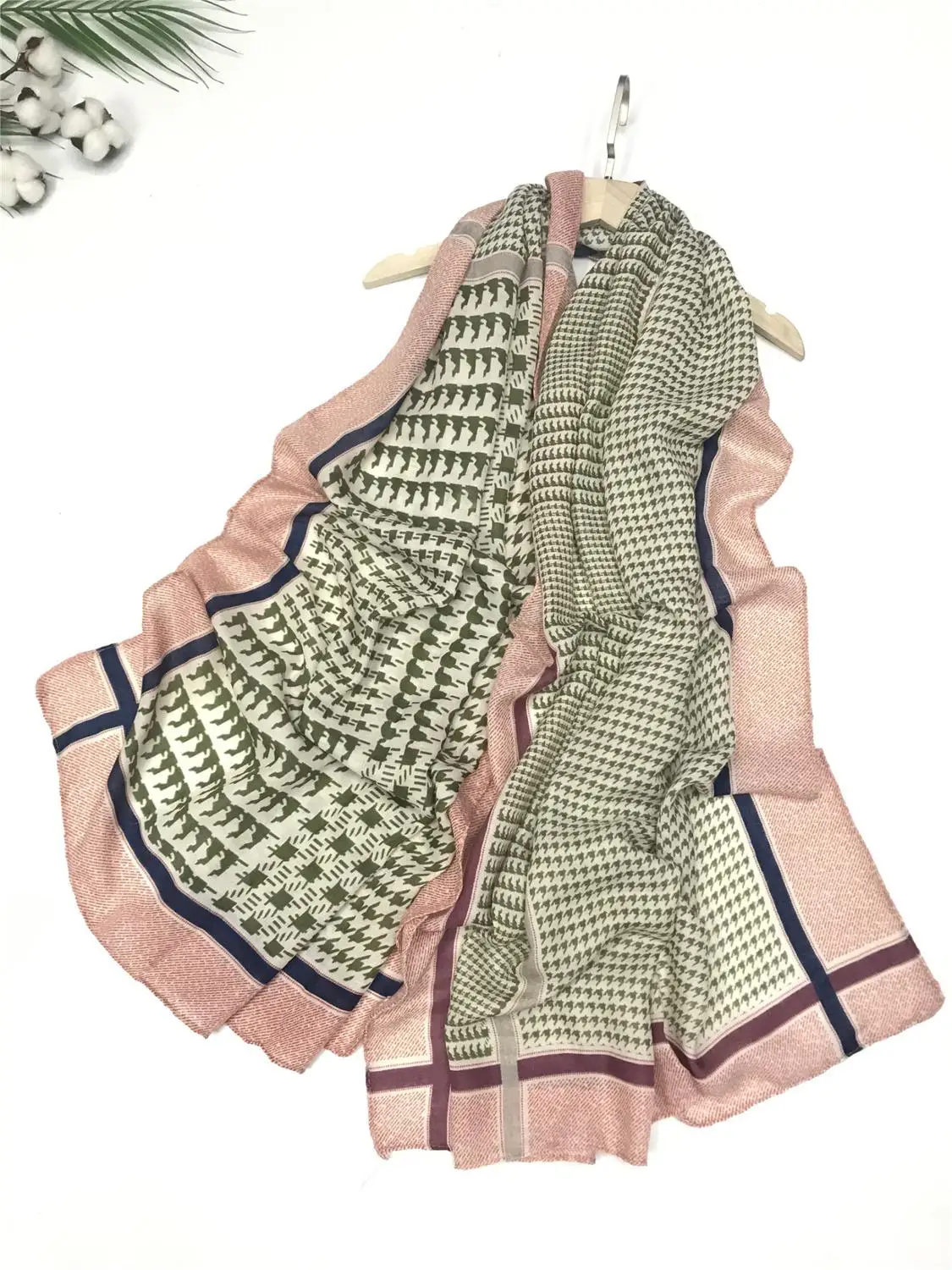 2019 Newest Women Geometry Pattern Houndstooth Pattern Cotton Scarf 6Colors 10pcs/lot
2019 Newest Women Geometry Pattern Houndstooth Pattern Cotton Scarf 6Colors 10pcs/lot