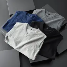 Sweater vest men loose sleeveless V-neck solid knit tops Korean fashion all-match knitted waistcoat warm casual man clothes
Sweater vest men loose sleeveless V-neck solid knit tops Korean fashion all-match knitted waistcoat warm casual man clothes
