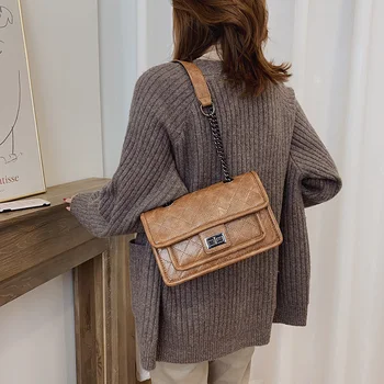 Fashion Designer Women Chain Crossbody Tote Bags High Quality Female Pu Leather Small Shoulder Bag Famous Brands Ladies Handbags
Fashion Designer Women Chain Crossbody Tote Bags High Quality Female Pu Leather Small Shoulder Bag Famous Brands Ladies Handbags