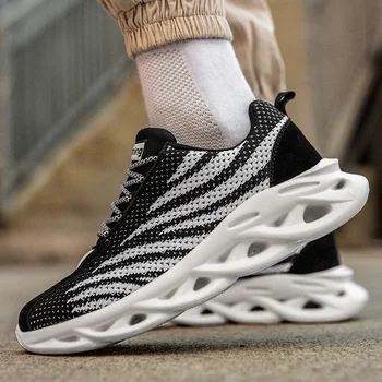 2020 Spring New Sports Shoes Men Casual Large Size Lightweight Flying Weaving Sports Shoes Men Running Shoes Men Erkek Ayakkabi 
2020 Spring New Sports Shoes Men Casual Large Size Lightweight Flying Weaving Sports Shoes Men Running Shoes Men Erkek Ayakkabi