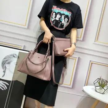 2020 New Designer 2Pcs/Sets Women Handbags Leather Shoulder Bags Female Large Capacity Casual Crossbody Tote Bag Bucket Bag 
2020 New Designer 2Pcs/Sets Women Handbags Leather Shoulder Bags Female Large Capacity Casual Crossbody Tote Bag Bucket Bag