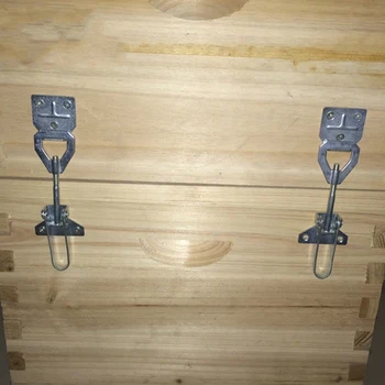 10Pcs Adjustable Beehive Lock Fasteners Bee Box Locked Buckle Hive Bottom Rope Transfer Connector Beekeeping Supplies Equipments 
10Pcs Adjustable Beehive Lock Fasteners Bee Box Locked Buckle Hive Bottom Rope Transfer Connector Beekeeping Supplies Equipments