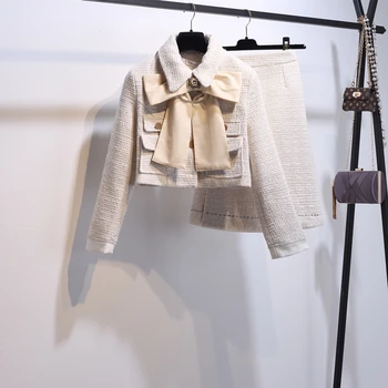 New Autumn Winter Fashion Ladies Sets Elegant Bow Tweeds Long Sleeve Short Jackets + Tassel Knee-length Skirts Female Suits
New Autumn Winter Fashion Ladies Sets Elegant Bow Tweeds Long Sleeve Short Jackets + Tassel Knee-length Skirts Female Suits