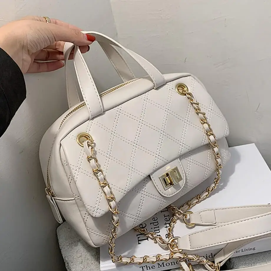 Lattice Tote Boston bag 2020 Fashion New High-quality PU Leather Women's Designer Handbag Lock Chain Shoulder Messenger Bag
Lattice Tote Boston bag 2020 Fashion New High-quality PU Leather Women's Designer Handbag Lock Chain Shoulder Messenger Bag