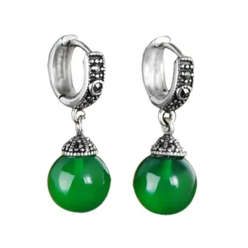 2020 new S925 pure silver woman inlaid with chalcedony earrings antique Thai silver earrings round bead woman earring
2020 new S925 pure silver woman inlaid with chalcedony earrings antique Thai silver earrings round bead woman earring