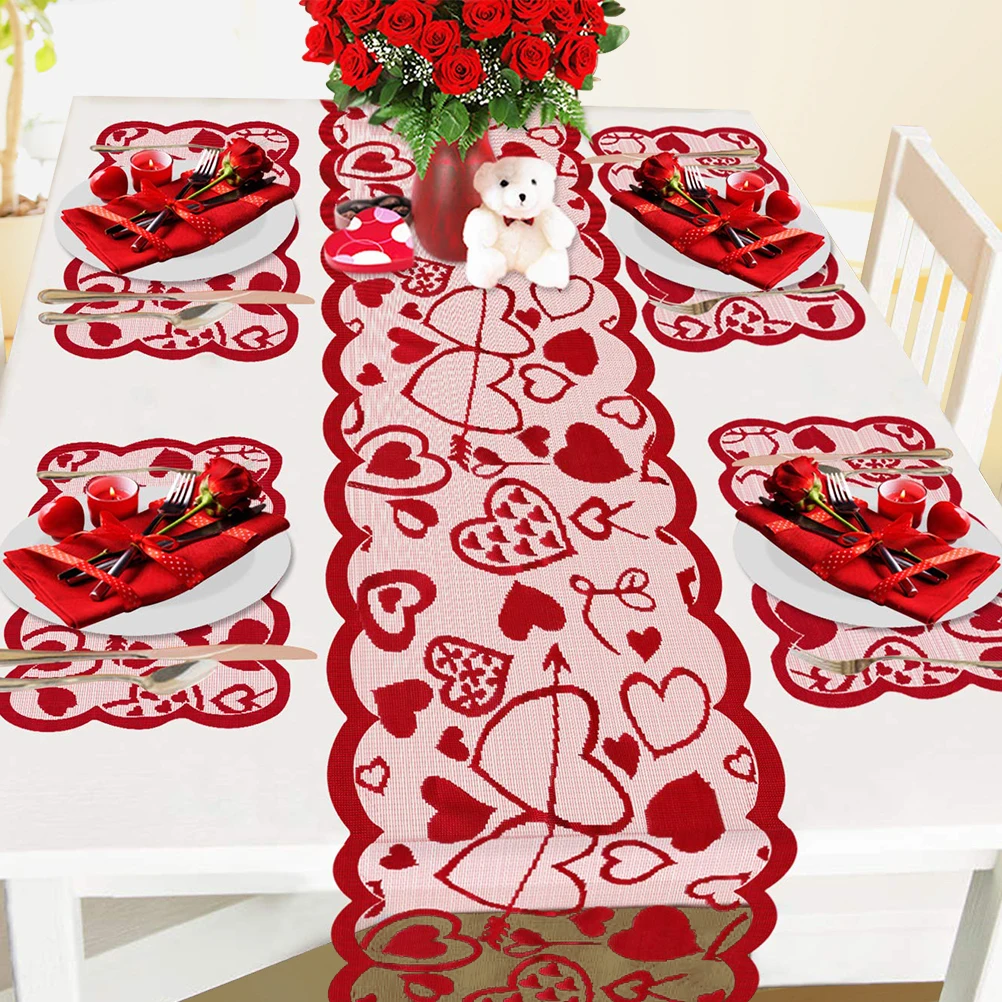

5Pcs / Set Valentine's Day Table Runner and Placemats Heart Pattern Table Runner and Placemats Set Lace Dinner Party Supplies