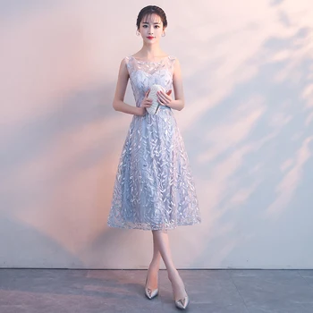 Persepective Gray Chinese Formal Party Dress Lady Sleeveless Sexy Flower Cheongsam Noble A-Line Gown Novelty Vestido De Festa
Persepective Gray Chinese Formal Party Dress Lady Sleeveless Sexy Flower Cheongsam Noble A-Line Gown Novelty Vestido De Festa