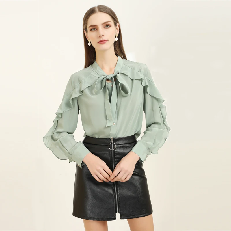 Xiaomoli Shirts spring and summer 2020 silk fungus with ruffles and bows for commuting fashion necessary for young women
Xiaomoli Shirts spring and summer 2020 silk fungus with ruffles and bows for commuting fashion necessary for young women