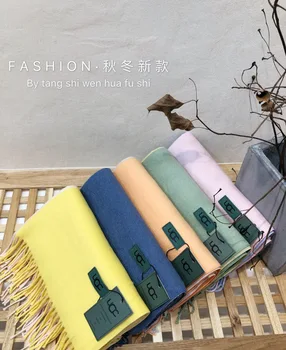 Winter 2019 Korean version of student shawl scarf with cashmere imitation and color matching New Thickening and Warming Dual Use 
Winter 2019 Korean version of student shawl scarf with cashmere imitation and color matching New Thickening and Warming Dual Use