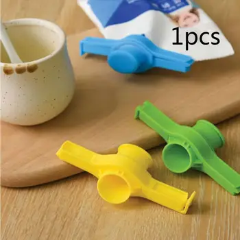 3pcs/set REUSEABLE Pour-out Opening Cap Type Sealing Clip Reusable Snack Bag Vacuum Multifunctional Food Storage Mini Practical
3pcs/set REUSEABLE Pour-out Opening Cap Type Sealing Clip Reusable Snack Bag Vacuum Multifunctional Food Storage Mini Practical