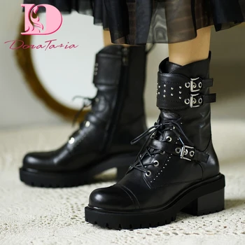 DoraTasia New Fashion Female Genuine Leather Ankle Boots Platform Chunky High Heels Motorcycle Boots Women Punk Shoes Woman
DoraTasia New Fashion Female Genuine Leather Ankle Boots Platform Chunky High Heels Motorcycle Boots Women Punk Shoes Woman