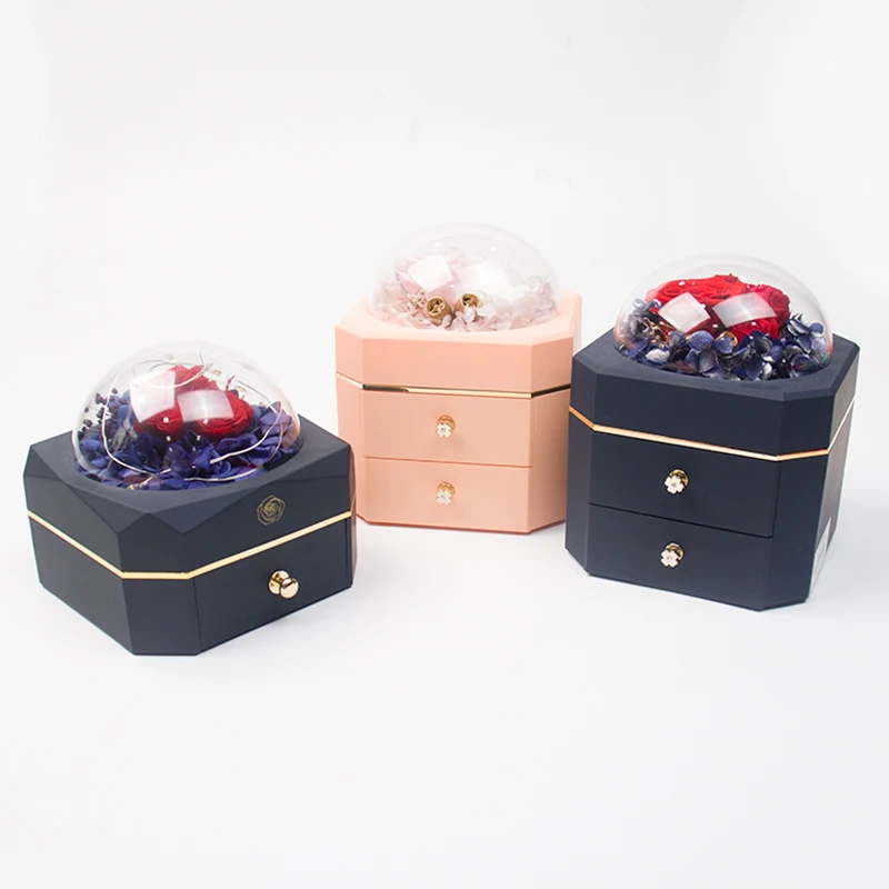 Immortal True Rose Flower LED Jewelry Display Gift Box Storage Ring Acrylic Cover Removable Battery For Button Battery CR2032
Immortal True Rose Flower LED Jewelry Display Gift Box Storage Ring Acrylic Cover Removable Battery For Button Battery CR2032