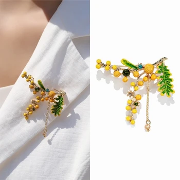 HUANZHI 2020 NEW Elegant Tassel Chain Colorful Zircon Drip Glaze Green Leaves Mimosa Brooch for Women Collar Accessories jewelry
HUANZHI 2020 NEW Elegant Tassel Chain Colorful Zircon Drip Glaze Green Leaves Mimosa Brooch for Women Collar Accessories jewelry