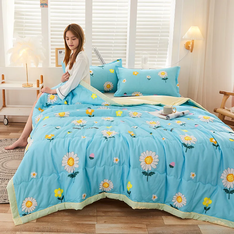 Air Conditioning Quilt Cover for Adult, Polyester Quilt Cover, Cartoon Quilts, Washable Bed, Home Use, 140X 200cm, New, FG1419
Air Conditioning Quilt Cover for Adult, Polyester Quilt Cover, Cartoon Quilts, Washable Bed, Home Use, 140X 200cm, New, FG1419