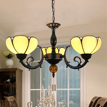 European style simple Tiffany colored glass bar net coffee warm color three head glass hanging lamp
European style simple Tiffany colored glass bar net coffee warm color three head glass hanging lamp