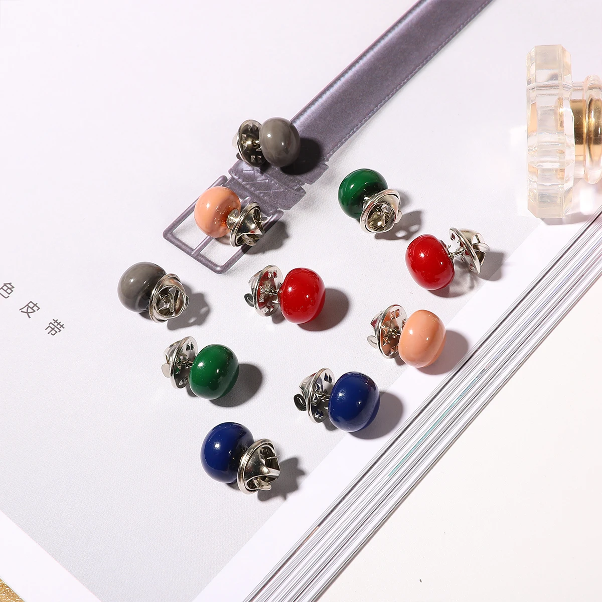 5-10 Pcs Imitation Pearl Circle Brooch PU Button Women Fashion Brooches Colourful Collar For DIY Brooch Decoration
5-10 Pcs Imitation Pearl Circle Brooch PU Button Women Fashion Brooches Colourful Collar For DIY Brooch Decoration