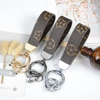 Luxury Square Old Flower Pattern Leather Keychain Old Flower Circle Buckle Keychains Auto Car Waist Key Chain Keyholder Trinket
Luxury Square Old Flower Pattern Leather Keychain Old Flower Circle Buckle Keychains Auto Car Waist Key Chain Keyholder Trinket