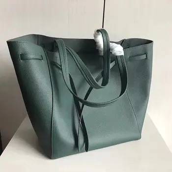 The best quality ladies luxury fashion shoulder bag quality classic 100% leather brand famous ladies Messenger bag
The best quality ladies luxury fashion shoulder bag quality classic 100% leather brand famous ladies Messenger bag