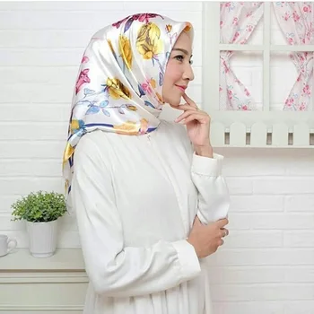 90X90cm Elegant Fashion Simulation Silk Rose Print Scarf Female Square Color Matching Gorgeous Silk Scarf Bandana Women Spring
90X90cm Elegant Fashion Simulation Silk Rose Print Scarf Female Square Color Matching Gorgeous Silk Scarf Bandana Women Spring