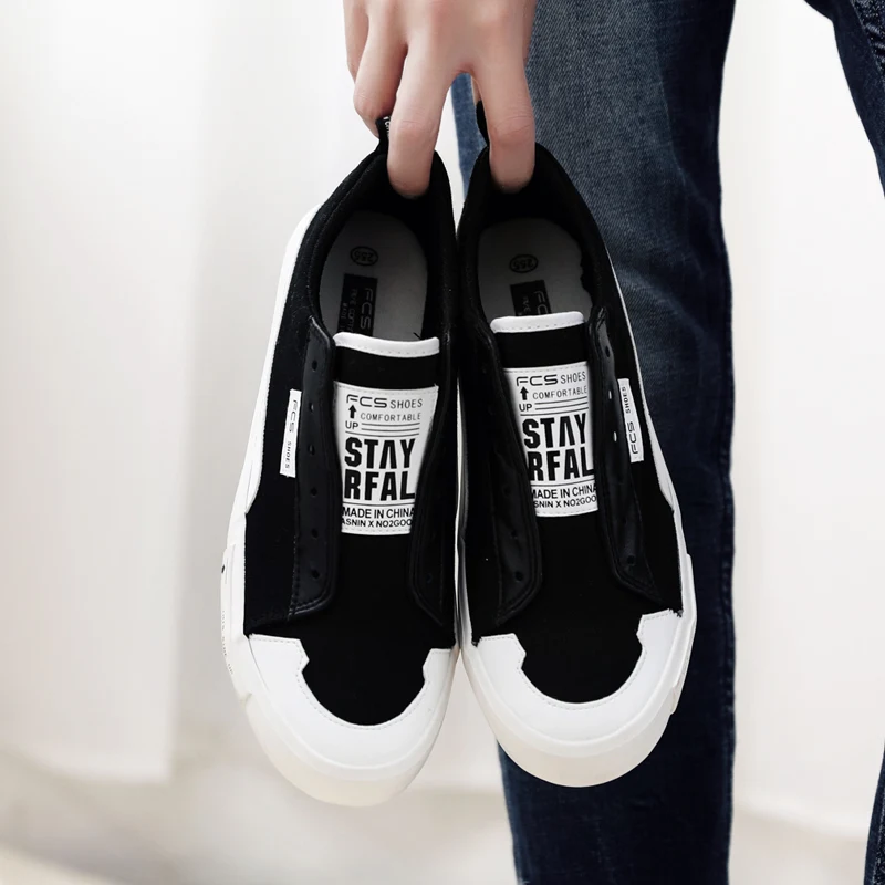 New Men Vulcanize Casual Shoes indestructible Breathable Sneakers Summer Canvas Loafers Non-slip Chaussure Comfortable Flats
New Men Vulcanize Casual Shoes indestructible Breathable Sneakers Summer Canvas Loafers Non-slip Chaussure Comfortable Flats