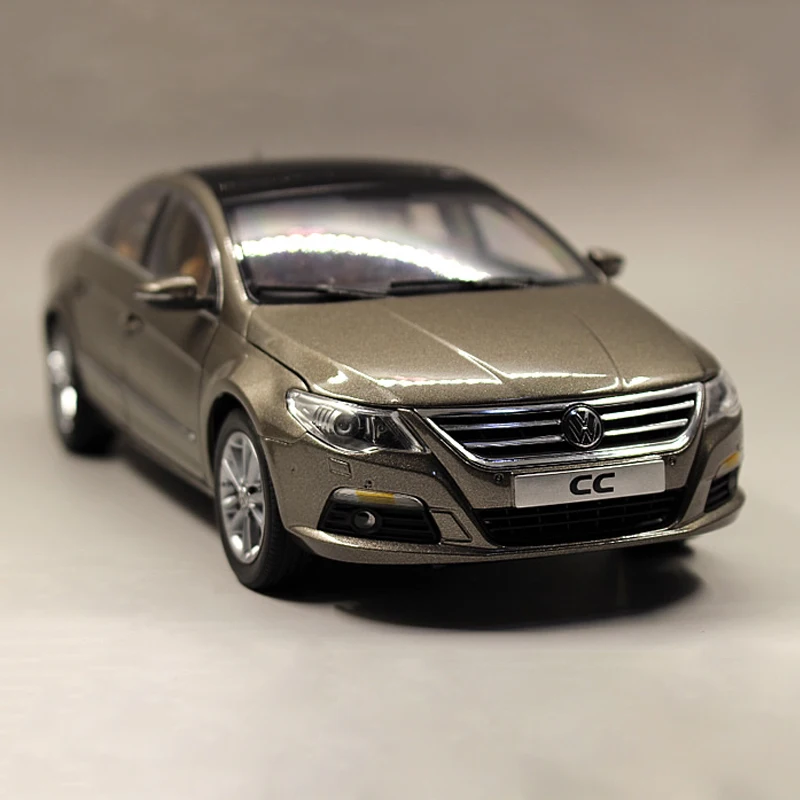 1:18 Scale Diecast Alloy Car Model Adult Children Boys Toys Metal Vehicle Gift Collection Display Decoration Show Traffic Tools