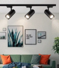 3pcs Track light led track spotlight clothing store shopping mall highlight spotlight 20 watt cob surface mounted track light
3pcs Track light led track spotlight clothing store shopping mall highlight spotlight 20 watt cob surface mounted track light