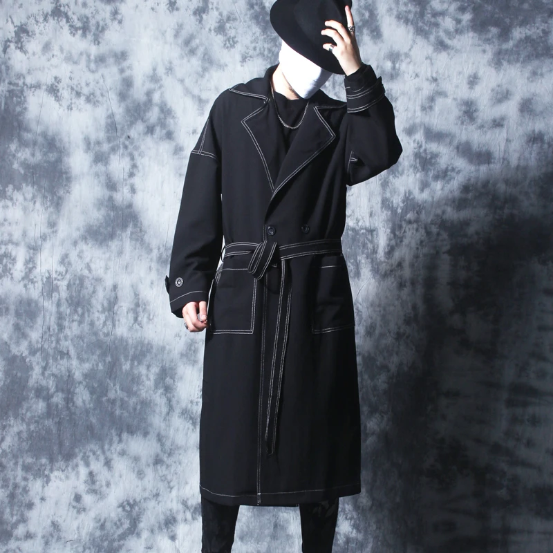 Spring and autumn British style windbreaker men long above the knee men's coat Korean handsome casual cape coat.
Spring and autumn British style windbreaker men long above the knee men's coat Korean handsome casual cape coat.