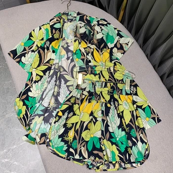 Bohemian Women Set Chiffon Blouse Sexy Floral Print Lace Up Square Collar Short Sleeve Crop Top + Mini Skirt Two Pieces Set
Bohemian Women Set Chiffon Blouse Sexy Floral Print Lace Up Square Collar Short Sleeve Crop Top + Mini Skirt Two Pieces Set