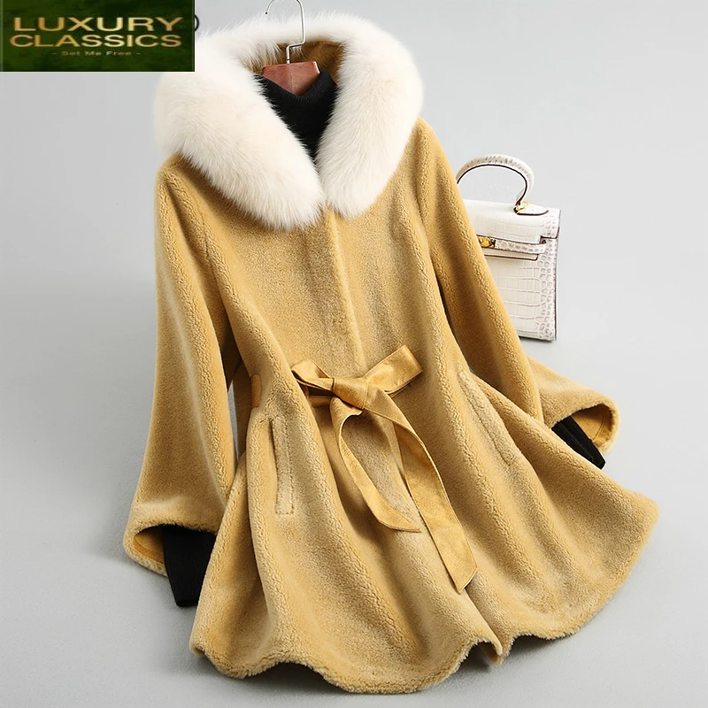 Coats Sheep Real Shearing Fur Women Clothes 2021 Autumn Winter Wool Jackets Fox Fur Hooded Long Overcoat Jacket LWL1274 
Coats Sheep Real Shearing Fur Women Clothes 2021 Autumn Winter Wool Jackets Fox Fur Hooded Long Overcoat Jacket LWL1274