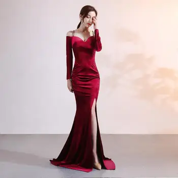 Velvet strap seduction fishtail evening dress female new sexy gas field queen slim fashion banquet high-end dress skirt femal
Velvet strap seduction fishtail evening dress female new sexy gas field queen slim fashion banquet high-end dress skirt femal