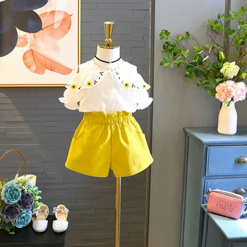 Girls Clothing Set 2020 Summer Baby Girls Clothes New Strap Stripe Pleated lace Girls' Clothing Sets Condole Belt Tops+Pant 2-6Y 
Girls Clothing Set 2020 Summer Baby Girls Clothes New Strap Stripe Pleated lace Girls' Clothing Sets Condole Belt Tops+Pant 2-6Y