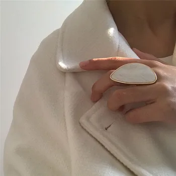 Shell texture big adjustable open forefinger ring for women exaggerated ring fashion 2019
Shell texture big adjustable open forefinger ring for women exaggerated ring fashion 2019