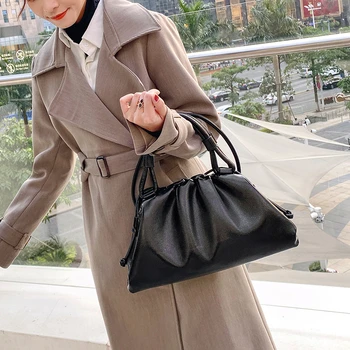 Drawstring Design Cloud Bags for Women 2020 Fashion PU Leather Shoulder Bags Lady High Quality Messenger Handbags Crossbody Bags
Drawstring Design Cloud Bags for Women 2020 Fashion PU Leather Shoulder Bags Lady High Quality Messenger Handbags Crossbody Bags