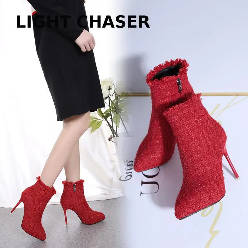 Autumn And Winter New Women's High Heels Sexy Pointed Toe Plaid Women Ankle Boots Stiletto Thin Women's Boots Dress Party Shoes
Autumn And Winter New Women's High Heels Sexy Pointed Toe Plaid Women Ankle Boots Stiletto Thin Women's Boots Dress Party Shoes