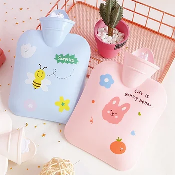 Mini Cartoon Hot Water Bottle Korean Version Of The Small Fresh Water Injection Explosion-proof Children's Student Hand Warmers
Mini Cartoon Hot Water Bottle Korean Version Of The Small Fresh Water Injection Explosion-proof Children's Student Hand Warmers